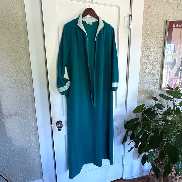 Vintage 70s Vanity Fair Velour Robe Teal & White Zip Front Lounge Dress Size 14 - Picture 15 of 15